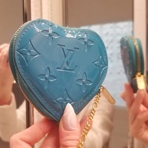 LOUIS VUITTON heart-shaped coin case Purse Wallet Blue-Teal Rare